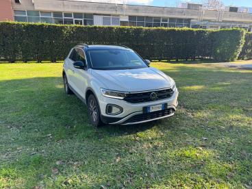 SPOTICAR Volkswagen T-roc 1.0 Tsi Life 110cv Usata - Suv Benzina Beige - Lancusi - 502405123_2