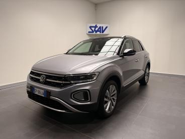 SPOTICAR Volkswagen T-roc 1.5 Tsi Act Style Usata - Suv Benzina Argento - Vigevano - 502407709_1