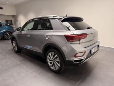 SPOTICAR Volkswagen T-roc 1.5 Tsi Act Style Usata - Suv Benzina Argento - Vigevano - 502407709_5