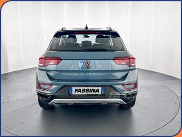 SPOTICAR Volkswagen T-roc 1.0 Tsi Style 110cv Usata - Suv Benzina Grigio - Milano - 502452767_5