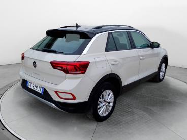 SPOTICAR Volkswagen T-roc I 2022 1.0 Tsi Life 110cv Usata - Suv Benzina Nero - Lancusi - 502477922_4
