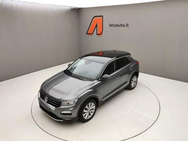 SPOTICAR Volkswagen T-roc 2017 1.0 Tsi 115cv Style Usata - Suv Benzina Nero - Voghera - 502485881_1