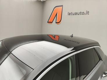 SPOTICAR Volkswagen T-roc 2017 1.0 Tsi 115cv Style Usata - Suv Benzina Nero - Voghera - 502485881_2
