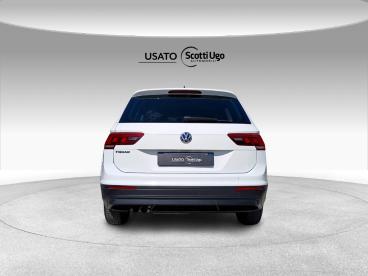 SPOTICAR Volkswagen Tiguan Ii 2016 1.6 Tdi Style 115cv Usata - Suv Diesel Bianco - Siena - 502436718_5