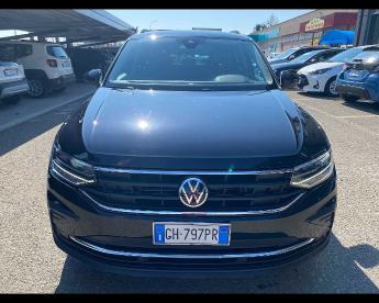 SPOTICAR Volkswagen Tiguan 2.0 Tdi Life 150cv Dsg Usata - Suv Diesel Nero - Mirandola - 1202439758_2