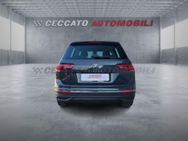 SPOTICAR Volkswagen Tiguan 2.0 Tdi Life 150cv Dsg Usata - Suv Diesel Grigio - Albignasego - 502448693_5