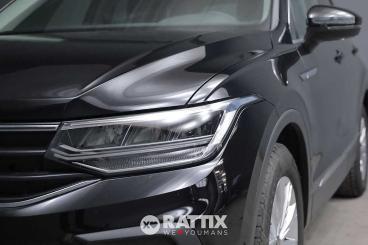SPOTICAR Volkswagen Tiguan 2.0 Tdi 122cv Life Usata - Suv Diesel Nero - Barzago - 1202455788_3