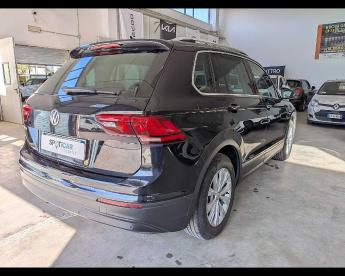 SPOTICAR Volkswagen Tiguan 2.0 Tdi Business 150cv Usata - Suv Diesel Nero - Terni - 1202496486_5
