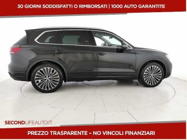 SPOTICAR Volkswagen Touareg 3.0 V6 Tsi Ehybrid Elegance 381cv Auto Usata - Suv Ibrido Nero - San Giovanni Teatino - 1202379730_4