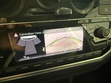 SPOTICAR Volkswagen Up ! 5p 2017 5p 1.0 Evo Move 65cv Usata - Coupé-cabriolet Benzina Bianco - Carini - 502300396_2