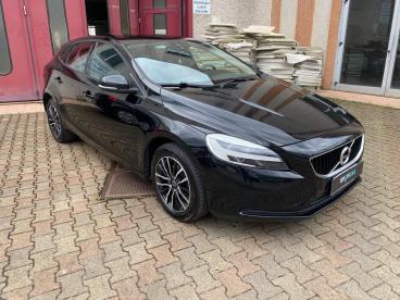 SPOTICAR Volvo V40 D2 Business Plus Usata - Station Wagon Diesel Nero - Terranuova Bracciolini - 502248147_1