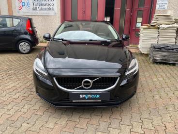 SPOTICAR Volvo V40 D2 Business Plus Usata - Station Wagon Diesel Nero - Terranuova Bracciolini - 502248147_2
