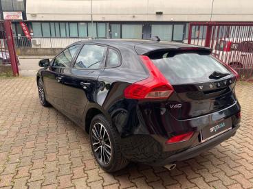 SPOTICAR Volvo V40 D2 Business Plus Usata - Station Wagon Diesel Nero - Terranuova Bracciolini - 502248147_4