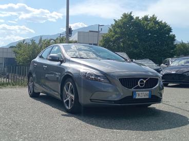 SPOTICAR Volvo V40 Ii 2.0 D2 Kinetic My18 Usata - Station Wagon Diesel Grigio - Bollengo - 502481608_1