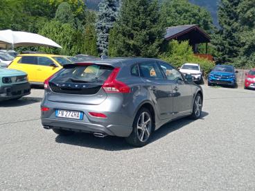 SPOTICAR Volvo V40 Ii 2.0 D2 Kinetic My18 Usata - Station Wagon Diesel Grigio - Bollengo - 502481608_4