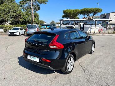 SPOTICAR Volvo V40 1.6 D2 Kinetic Usata - Station Wagon Diesel Nero - Rimini - 1202487812_3