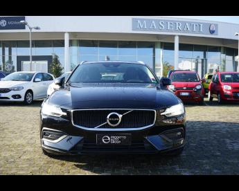 SPOTICAR Volvo V60 (2018-->) D3 Momentum Usata - Station Wagon Diesel Nero - Pineto - 502411739_2