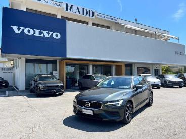 SPOTICAR Volvo V60 2.0 D3 Business Plus Geartronic Usata - Station Wagon Diesel Grigio - Rimini - 1202487814_1
