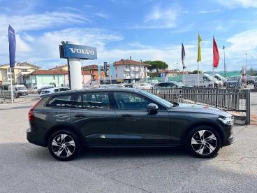 SPOTICAR Volvo V60 2.0 B4 Business Pro Awd Auto Usata - Station Wagon Ibrido Grigio - Rimini - 1202504672_2