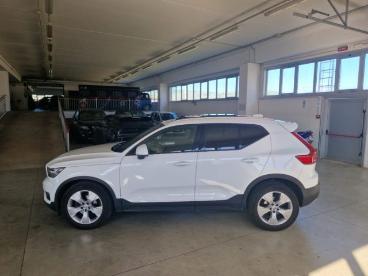 SPOTICAR Volvo Xc40 Xc 40 D3 Geartronic Momentum Usata - Suv Diesel Bianco - Orvieto - 602370196_5