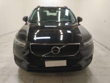 SPOTICAR Volvo Xc40 Xc 40 1.5 T2 Momentum Core My21 Usata - Suv Benzina Nero - Cuneo - 502376861_2