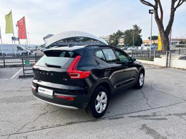 SPOTICAR Volvo Xc40 Xc 40 T3 Geartronic Momentum Core Usata - Suv Benzina Nero - Rimini - 1202415885_5