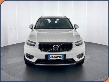 SPOTICAR Volvo Xc40 Xc 40 T3 Momentum Usata - Suv Benzina Bianco - Milano - 502417816_2