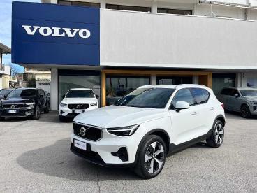 SPOTICAR Volvo Xc40 Xc 40 2.0 B3 Core Auto Usata - Suv Benzina Bianco - Rimini - 1202432595_1