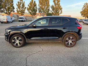 SPOTICAR Volvo Xc40 Xc 40 T3 Geartronic Momentum Usata - Suv Benzina Nero - Torino - 1202519617_4