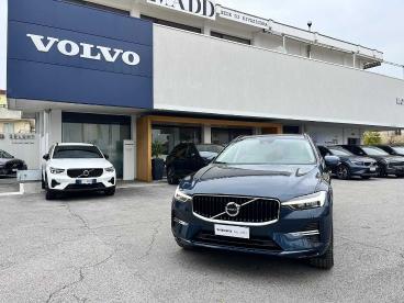 SPOTICAR Volvo Xc60 B4 (d) Awd Automatico Core Usata - Suv Ibrido Blu - Rimini - 1202406044_1