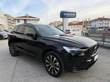SPOTICAR Volvo Xc60 2.0 B5 Mhev Plus Dark Awd Auto Usata - Suv Benzina Nero - Rimini - 1202429558_1