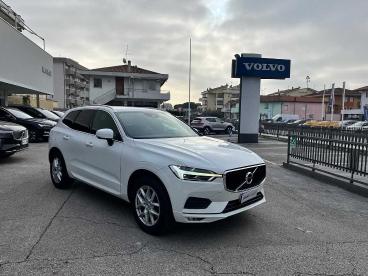 SPOTICAR Volvo Xc60 2.0 B4 Business Plus Awd Geartronic My20 Usata - Suv Ibrido Bianco - Rimini - 1202445856_2