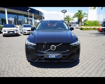 SPOTICAR Volvo Xc60 (2017-->) B4 (d) Awd Automatico Essential Usata - Suv Diesel Nero - Pineto - 502491086_4