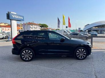 SPOTICAR Volvo Xc60 2.0 B4 Plus Dark Auto Awd Usata - Suv Benzina Nero - Rimini - 1202502515_3