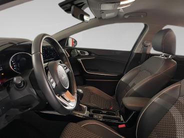 KIA-CEE-D-2010263_4.JPG 