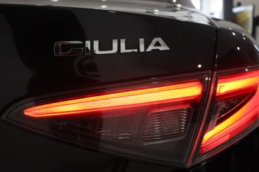 SPOTICAR Alfa Romeo Giulia 2.2 Jtdm 160 At Sprint Occasion - Berline Diesel  - Casablanca - 1200001604_3