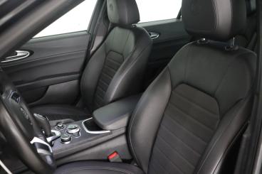 SPOTICAR Alfa Romeo Giulia 2.2 Jtdm 160 At Sprint Occasion - Berline Diesel  - Casablanca - 1200002016_3