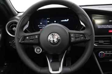 SPOTICAR Alfa Romeo Giulia 2.2 Jtdm 210 At Veloce Occasion - Berline Diesel Noir - Casablanca - 1200000661_4