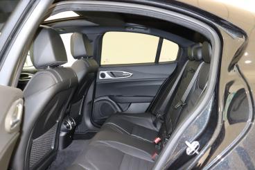 SPOTICAR Alfa Romeo Giulia 2.2 Jtdm 210 At Veloce Occasion - Berline Diesel Noir - Casablanca - 1200000661_5