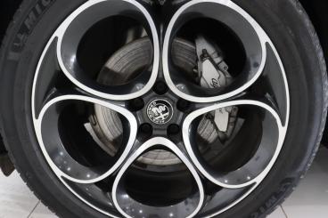 SPOTICAR Alfa Romeo Stelvio 2.2 Jtdm 210 At Veloce Occasion - Utilitaire Diesel  - Casablanca - 1200001539_5