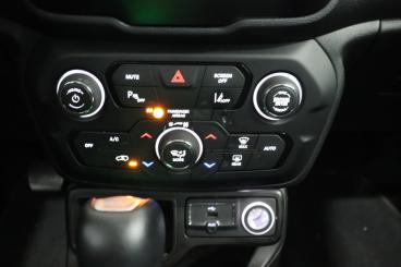 SPOTICAR Jeep Renegade 1.5 Gse T4 130 Mhev Longitude Occasion - Suv Essence Noir - Casablanca - 1200002316_4