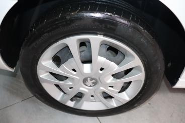 SPOTICAR Peugeot 301 1.6 Hdi 92 Business Occasion - Berline Diesel Blanc Banquise - Casablanca - 1200001300_2