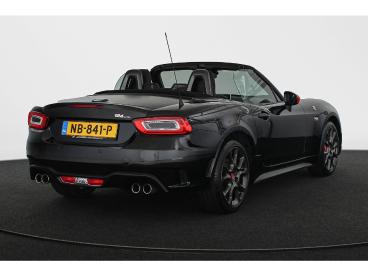 SPOTICAR Abarth 124 Spider 1.4 Multiair Turbo Nl Auto / Bose / Stoelverwarmin Tweedehands - Cabriolet Benzine Zwart - Amsterdam - 1200287095_3