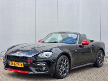 SPOTICAR Abarth 124  Tweedehands - Cabriolet Benzine Zwart - Zutphen - 1200297842_1