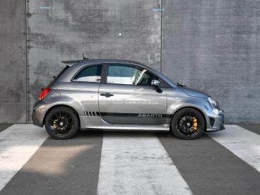 SPOTICAR Abarth 595 Competizione 70th Anniversary 1.4 T-jet 180pk Sabe Tweedehands -  Benzine Grijs - Sittard - 1200303343_5