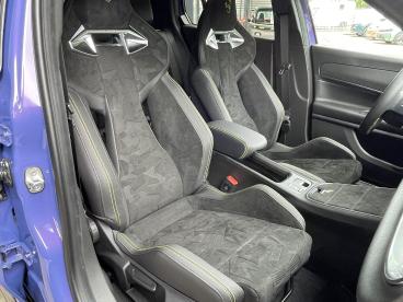 SPOTICAR Abarth 600 600e Scorpionissima 54 Kwh 280 Pk / Uniek / Sabelt Spor Tweedehands - Suv Elektrisch Paars - Almere - 1200274676_5