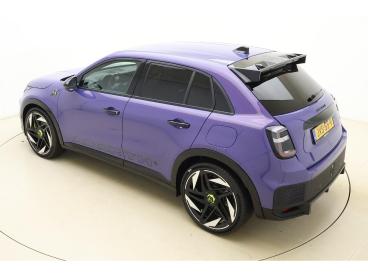 SPOTICAR Abarth 600 600e Scorpionissima 54 Kwh | Sabelt Kuipstoelen | Sperd Tweedehands - Suv Elektrisch Paars - Leeuwarden - 1200289048_4