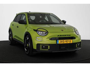 SPOTICAR Abarth 600 600e Scorpionissima 54 Kwh Stoel-voorruitverwarming Key Tweedehands - Suv Elektrisch Groen - Amsterdam - 1200293704_2