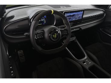 SPOTICAR Abarth 600 600e Scorpionissima 54 Kwh Stoel-voorruitverwarming Key Tweedehands - Suv Elektrisch Groen - Amsterdam - 1200293704_5