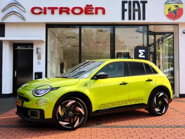 SPOTICAR Abarth 600 600e 600 54kwh 280pk Scorpionissima, Rijklaarprijs | 20 Tweedehands - Suv Elektrisch Groen - Ommen - 1200303212_1